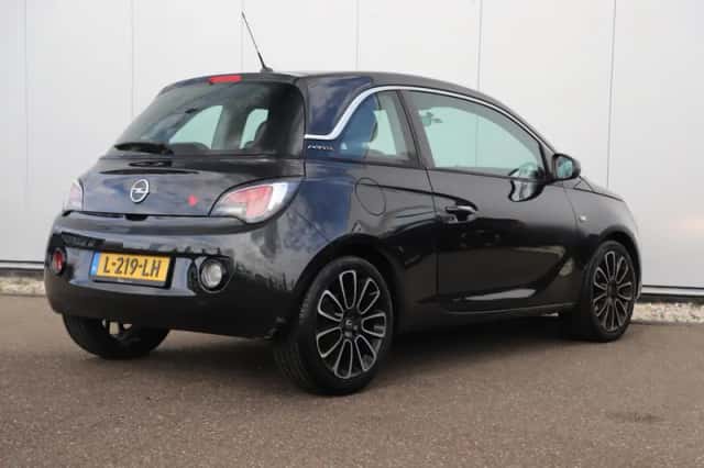 Opel Adam (2013) thumbnail 4