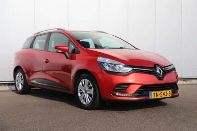 Renault Clio (2018) thumbnail 3