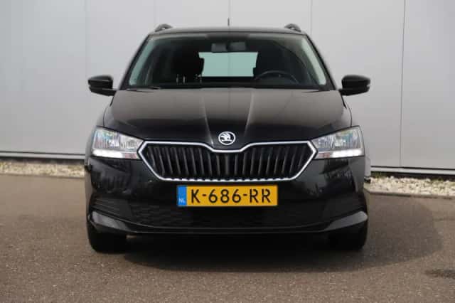 Škoda Fabia (2021) thumbnail 2