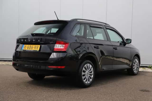 Škoda Fabia (2021) thumbnail 4