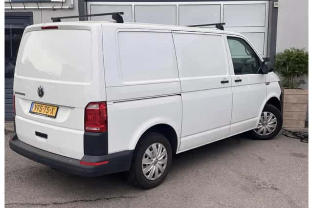 Volkswagen Transporter (2020) thumbnail 6