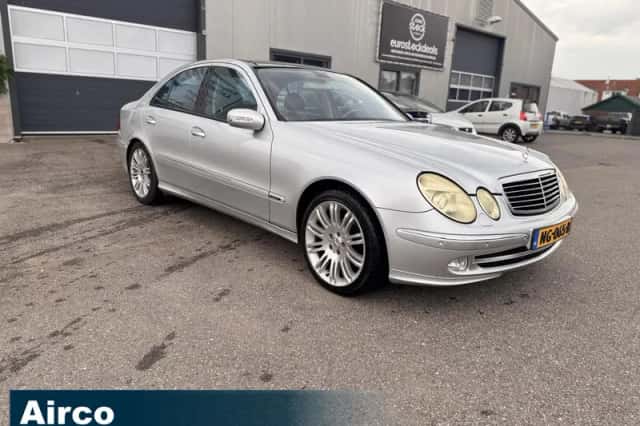 Mercedes-Benz E-Klasse (2002) thumbnail 2