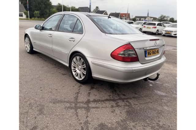 Mercedes-Benz E-Klasse (2002) thumbnail 5
