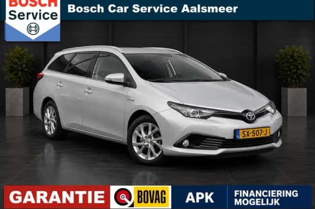 Toyota Auris (2018) thumbnail 1