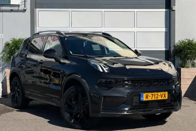 Lynk & Co 01 (2022) thumbnail 2