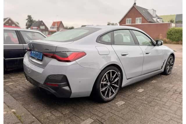 BMW i4 (2022) thumbnail 5