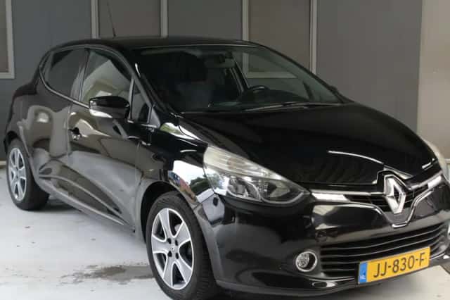 Renault Clio (2016) thumbnail 3