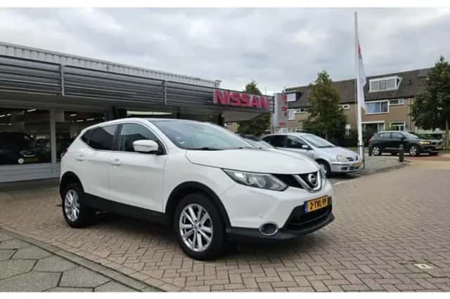 Nissan Qashqai (2014) thumbnail 4