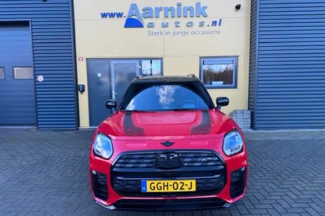 MINI Countryman (2024) thumbnail 3
