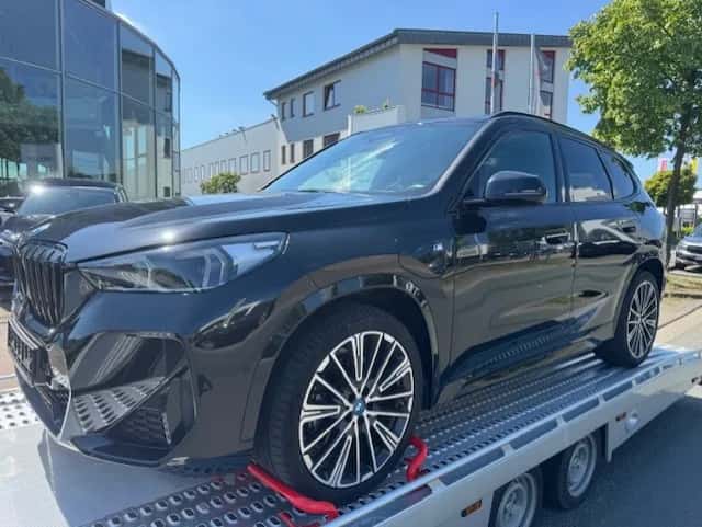 BMW X1 (2023) — foto 1