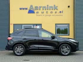 Ford Kuga (2021) thumbnail 4