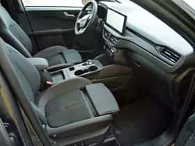Ford. Kuga (2026) thumbnail 13