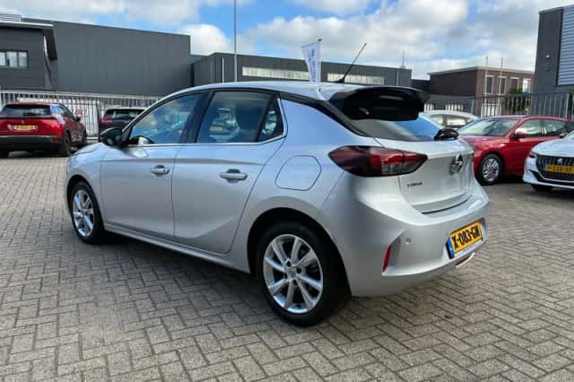 Opel Corsa (2023) thumbnail 2
