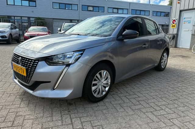 Peugeot 208 (2022) thumbnail 1