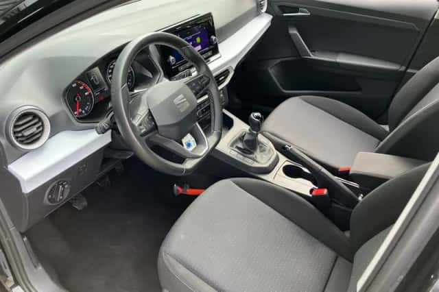 SEAT Ibiza (2022) thumbnail 5