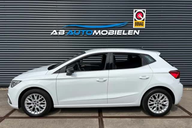 SEAT Ibiza (2021) thumbnail 2