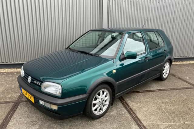 Volkswagen Golf (1995) thumbnail 1