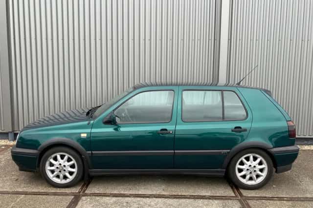 Volkswagen Golf (1995) thumbnail 3