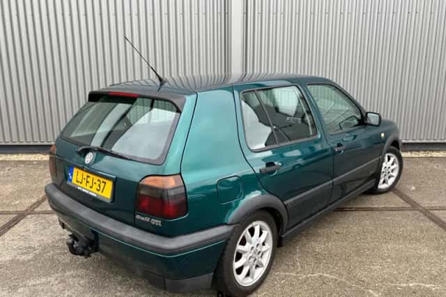 Volkswagen Golf (1995) thumbnail 5