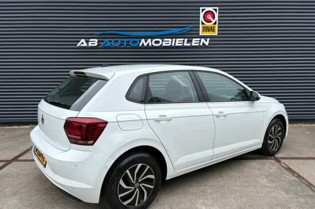 Volkswagen Polo (2019) thumbnail 4
