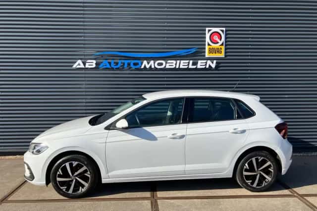 Volkswagen Polo (2021) thumbnail 2