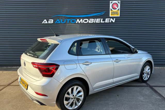 Volkswagen Polo (2021) thumbnail 4