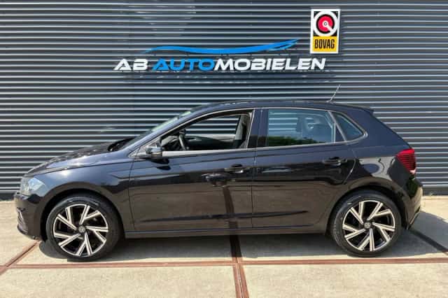 Volkswagen Polo (2018) thumbnail 3