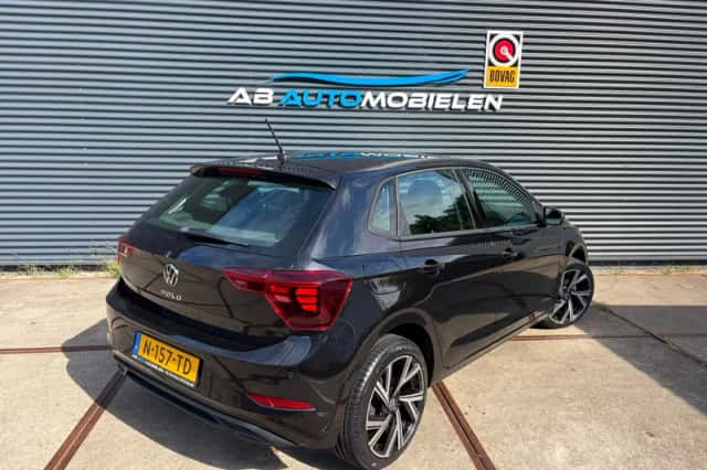 Volkswagen Polo (2021) thumbnail 3
