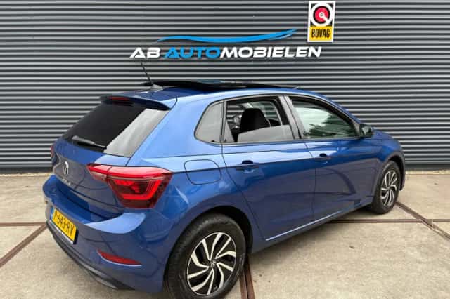 Volkswagen Polo (2022) thumbnail 4