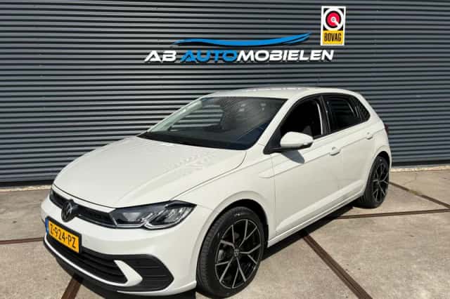 Volkswagen Polo (2024) thumbnail 1