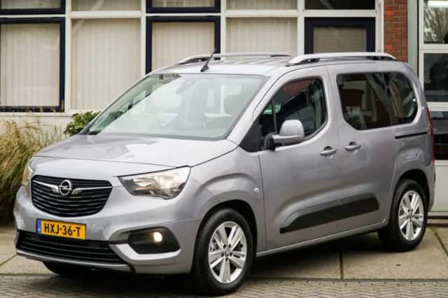 Opel Combo (2019) thumbnail 1