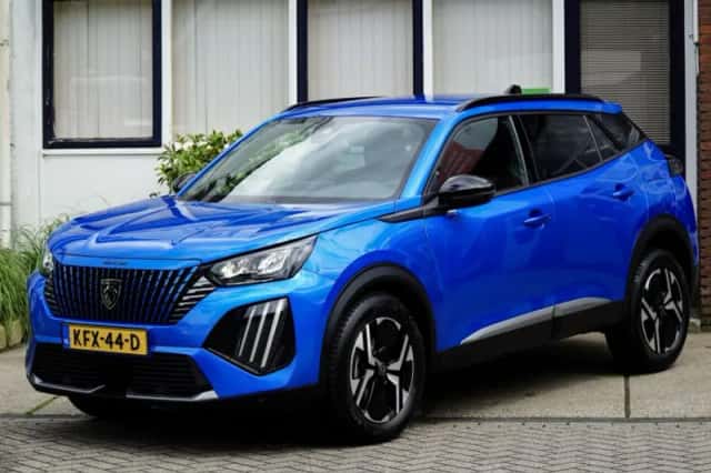 Peugeot 2008 (2025) thumbnail 1