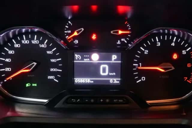Peugeot Rifter (2020) thumbnail 3