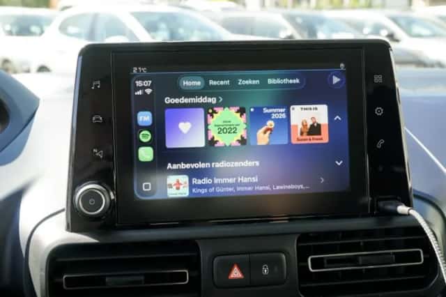 Peugeot Rifter (2023) thumbnail 6