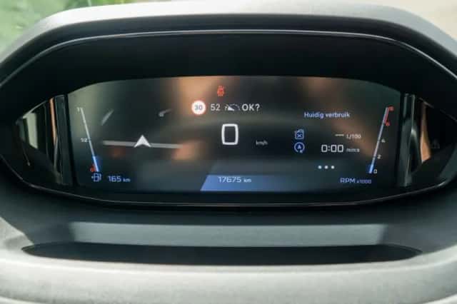 Peugeot Rifter (2024) thumbnail 6