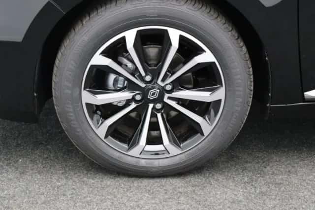 Renault Clio (2025) thumbnail 4