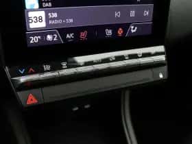 Renault Captur (2024) thumbnail 17