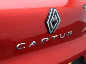 Renault Captur (2024) thumbnail 27