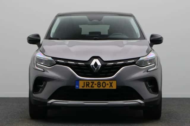 Renault Captur (2024) thumbnail 5