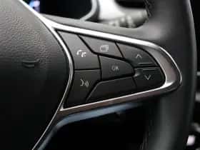 Renault Captur (2024) thumbnail 22