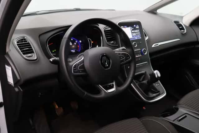 Renault Grand Scénic (2021) thumbnail 17