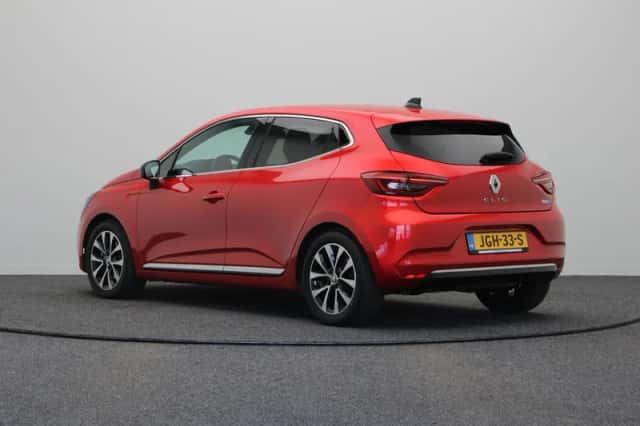 Renault Clio (2023) thumbnail 2