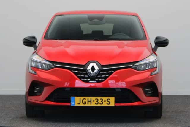 Renault Clio (2023) thumbnail 5