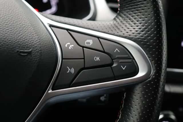 Renault Captur (2021) thumbnail 22