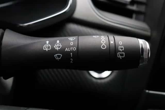 Renault Captur (2021) thumbnail 25