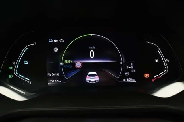 Renault Captur (2021) thumbnail 27