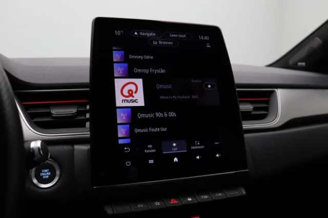 Renault Captur (2021) thumbnail 36