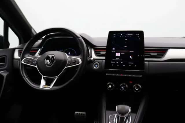Renault Captur (2021) thumbnail 5