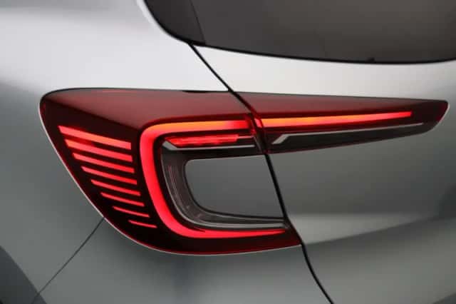 Renault Captur (2021) thumbnail 42