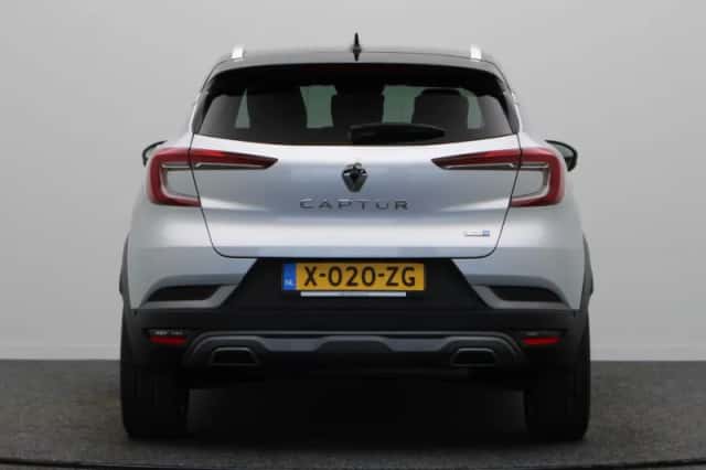 Renault Captur (2021) thumbnail 7